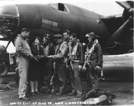 Daily Bulletins from the War Zone, [May Craig with servicemen], c. 1944. 